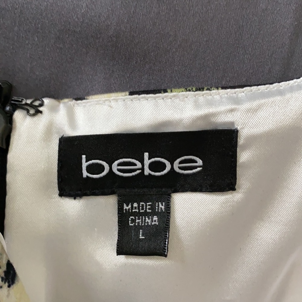 Bebe flower summer mini dress - Picture 3 of 3